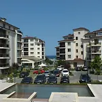 Διαμέρισμα Real Black Sea *